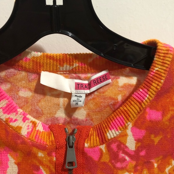 Top - Picture 2 of 3